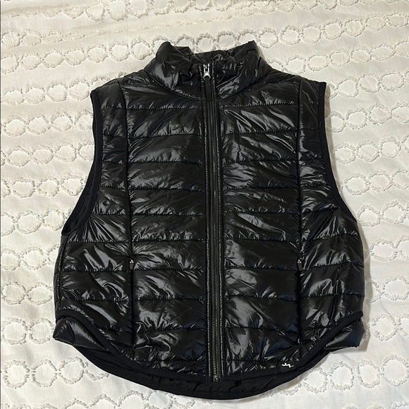 JoyLab Shiny Black Puffer Vest - Picture 1 of 5